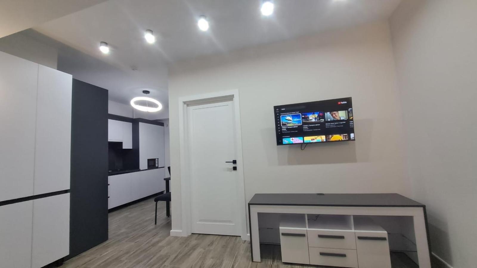 Appartamento Airport-taxi-parking-card Chişinău